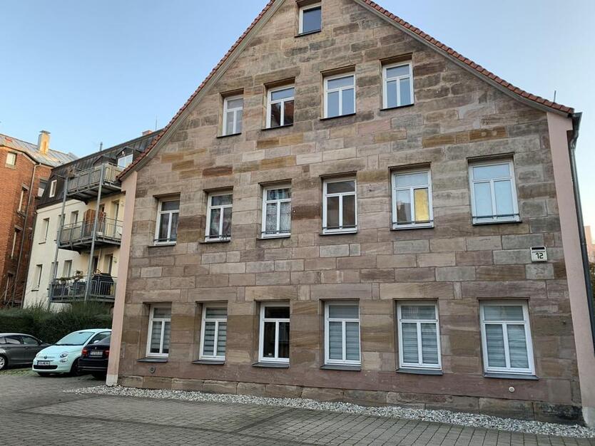 Frisch renovierte 3-Zimmer-Wohnung inkl Einbauküche in perfekter Lage (zentral und ruhig)