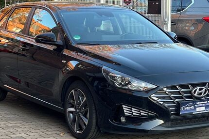 Hyundai i30 51.500 km 18.490 € Gladbeck 45968