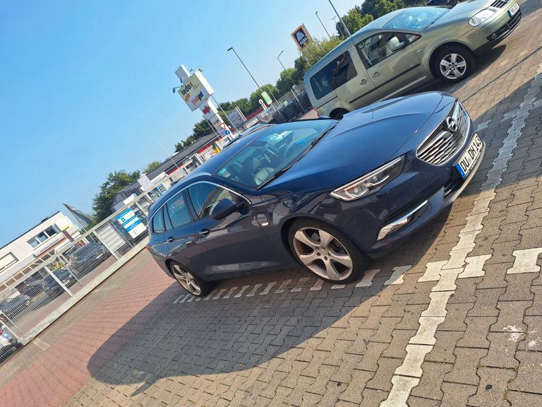 Opel Insignia 142.000 km 11.400 € Darmstadt 64291