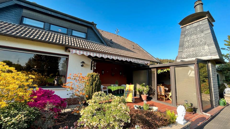 Erdgeschoßwohnung Hamm (Sieg) - 2 Zimmer, 130 m&sup2;, 900&euro; | Angebot:26727972