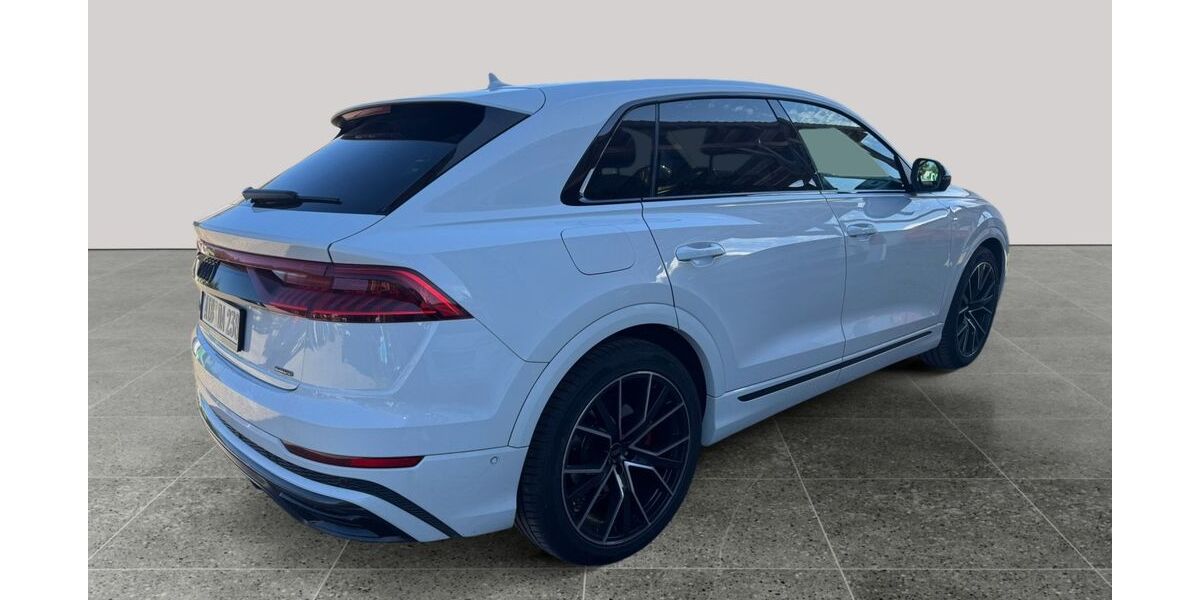 Audi Q8 187.000 km 44.999 &euro; Rosenheim 83026