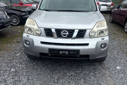 Nissan X-Trail 234.000 km 3.200 &euro; Eschhofen 65552
