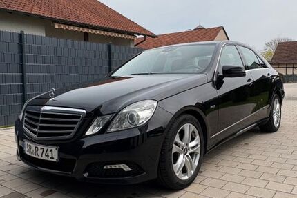 Mercedes-Benz E 220 295.941 km 9.600 &euro; Rain 94369