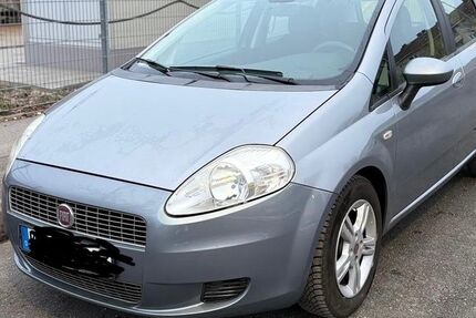 Fiat Punto 99.200 km 2.499 &euro; München 80809