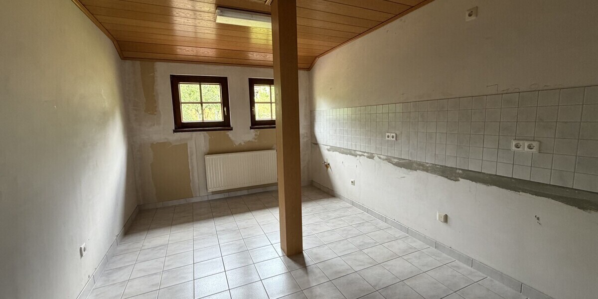 Viel Platz zum Wohnen – und clever Vermögen aufbauen - Zweifamilienhaus Höfen Höfen (Enz) | Angebot:27278662