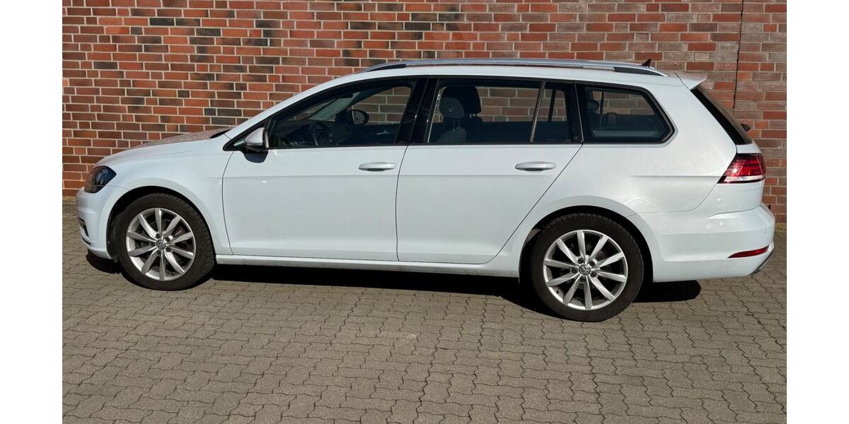 VW Golf 66.438 km 13.990 &euro; Ribnitz / Nähe Rostock 18311