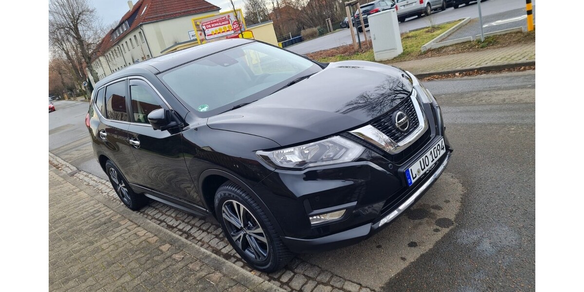 Nissan X-Trail 68.500 km 27.000 &euro; Borna 04552