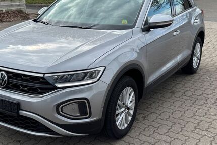 VW T-Roc 157.000 km 17.950 &euro; Winsen (Luhe) 21423