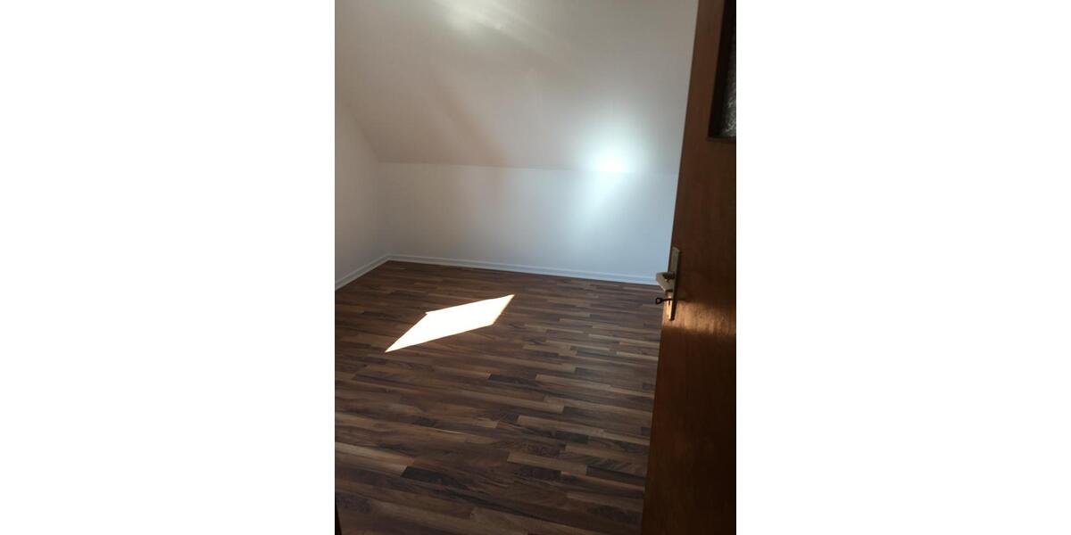 Einfamilienhaus Celle - 4 Zimmer, 100 m&sup2;, 1.100&euro; | Angebot:25432443