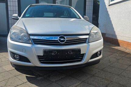 Opel Astra 124.000 km 3.500 &euro; Weiterstadt 64331