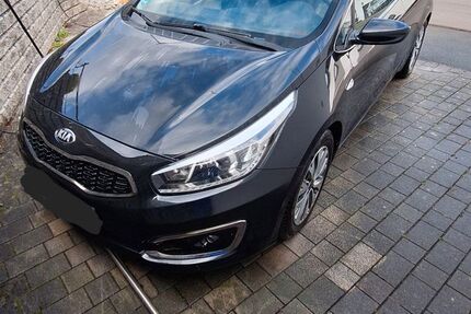 Kia ceed Sportswagon 100.500 km 9.100 &euro; Freudenberg 57258