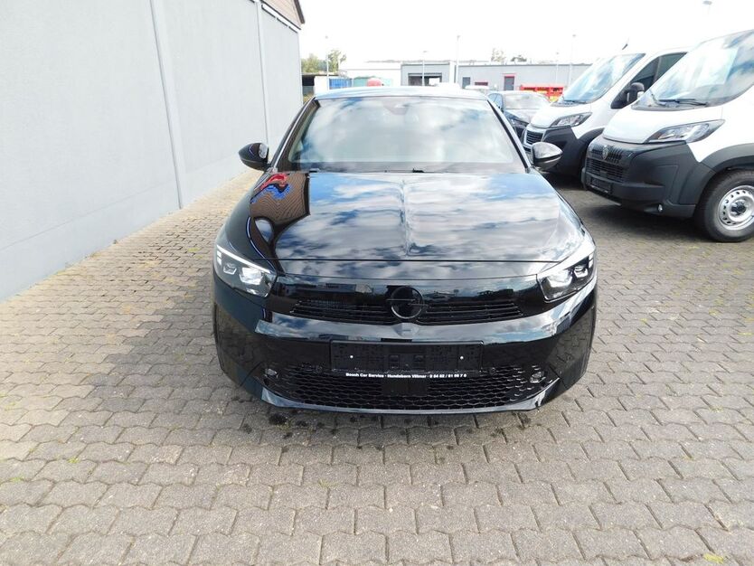 Opel Corsa 4.200 km 25.900 € Villmar 65606