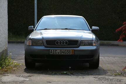 Audi A4 270.000 km 2.300 &euro; Friedberg 86316