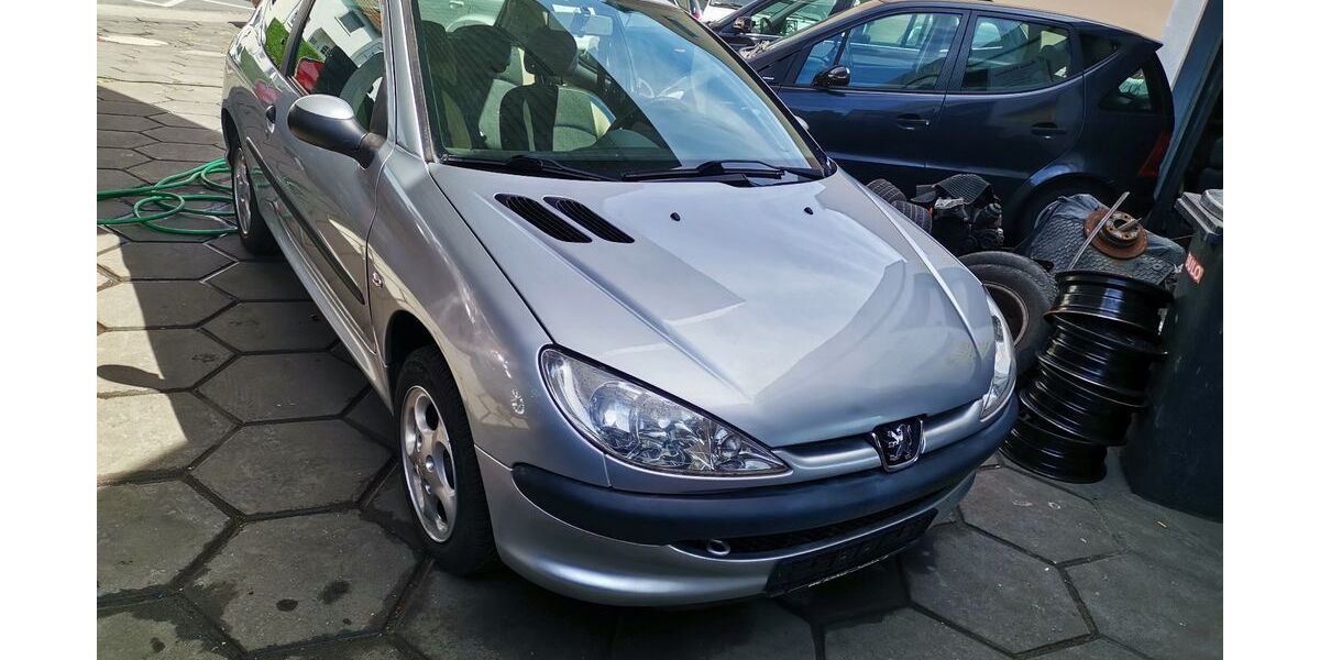 Peugeot 206 57.200 km 2.990 &euro; Koblenz 56072