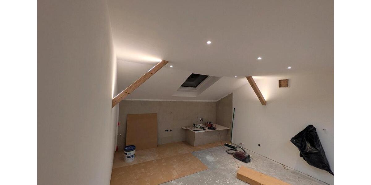 Dachgeschoßwohnung Holzkirchen - 2 Zimmer, 63 m&sup2;, 1.298&euro; | Angebot:25379773