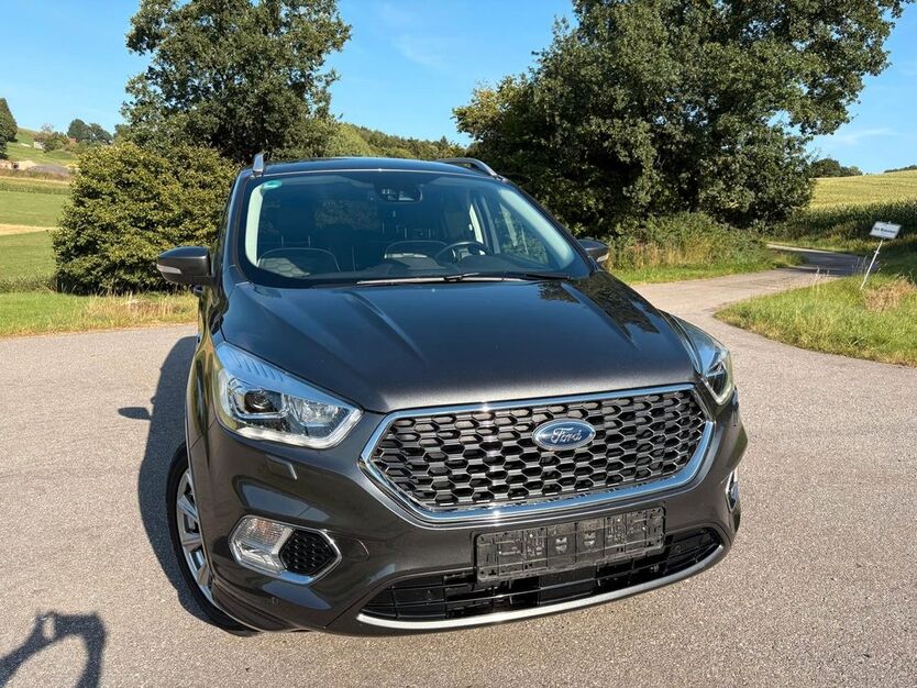 Ford Kuga 124.000 km 20.490 € Wald 93192