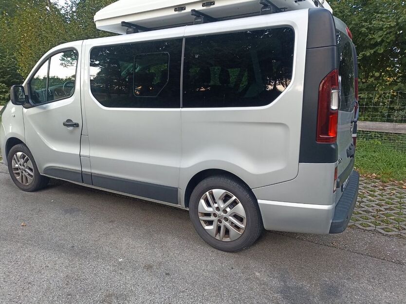 Opel Vivaro 150.000 km 18.500 € Lindau 88131