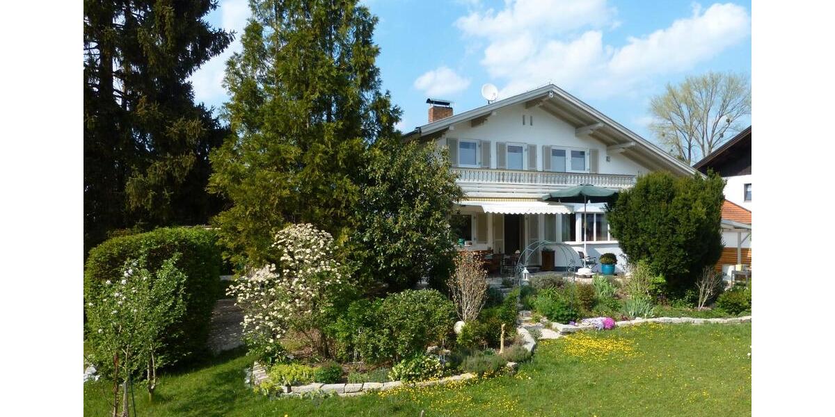 Einfamilienhaus Bernau am Chiemsee - 4 Zimmer, 170 m&sup2;, 2.500&euro; | Angebot:26300238