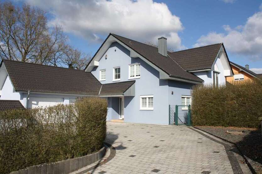 Haus zum Kaufen in Messerich 765.000 € 206 m²