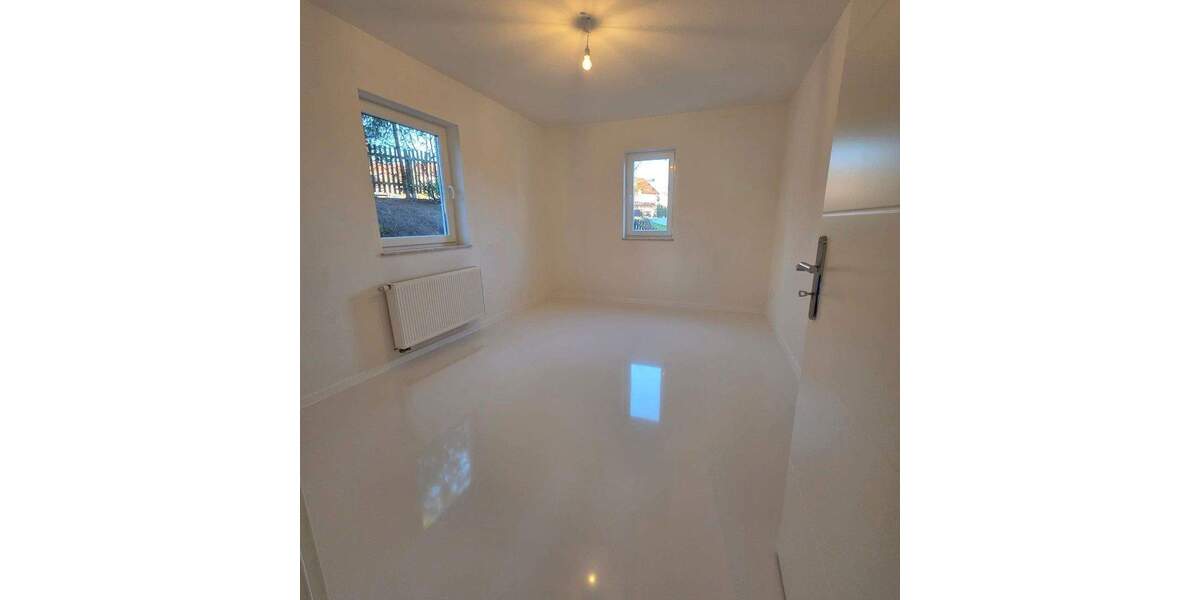 Einfamilienhaus Hohenmölsen - 5 Zimmer, 121 m&sup2;, 385.000&euro; | Angebot:25277430