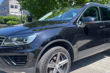 VW Touareg 211.000 km 13.990 &euro; Riemerling 85521
