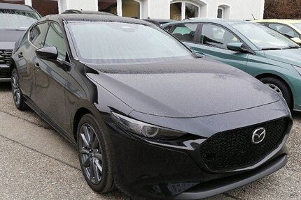 Mazda 3 7.902 km 25.599 &euro; Traunstein 83278