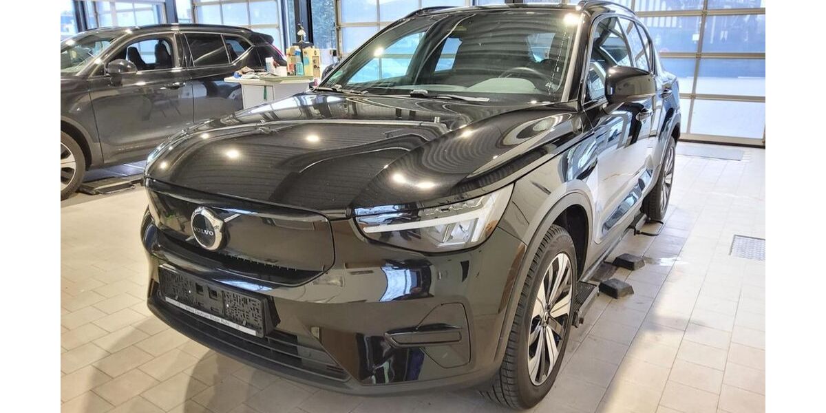Volvo XC40 23.918 km 29.990 &euro; Mülheim an der Ruhr 45472