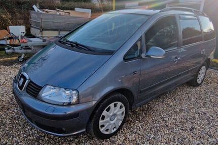 Seat Alhambra 267.000 km 3.900 &euro; Düren 52349