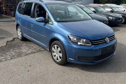 VW Touran 180.000 km 7.350 &euro; Möglingen/Ludwigsburg 71696