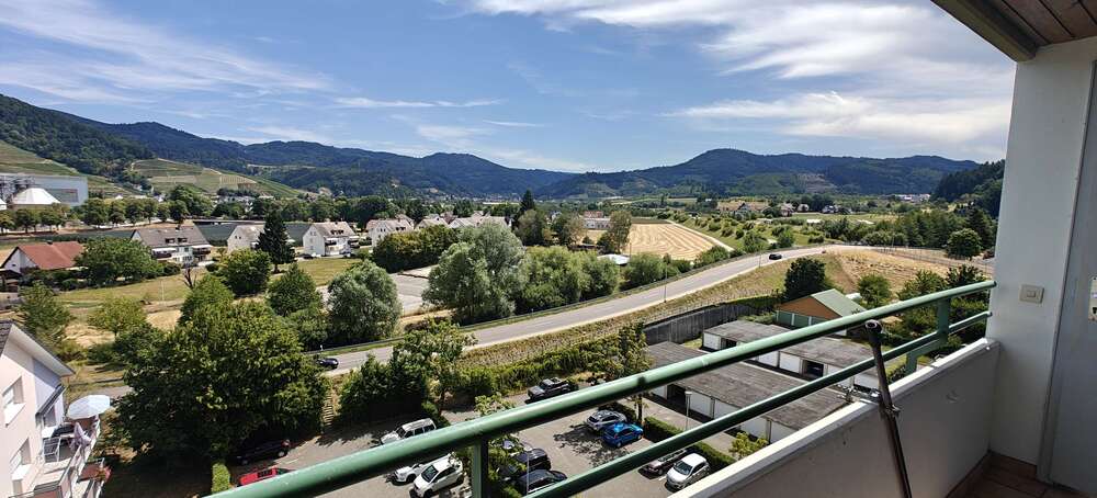 Etagenwohnung Oberkirch - 4 Zimmer, 106 m&sup2;, 900&euro; | Angebot:27097286