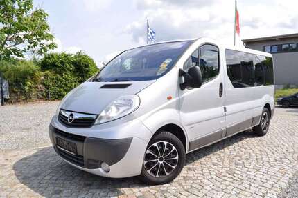 Opel Vivaro 277.000 km 6.980 € Ahrensboek 23623