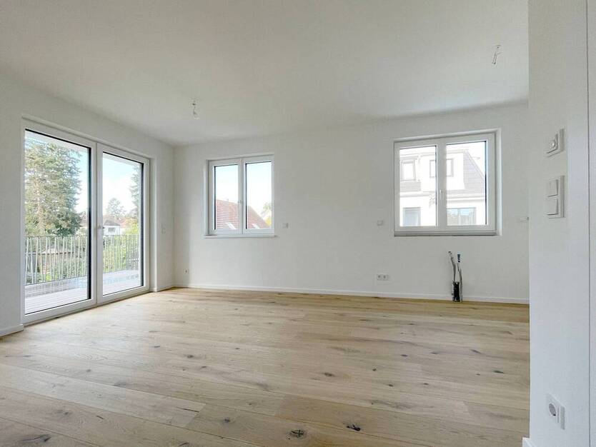 NEUBAU Stilvolle 3-Zimmer-Wohnung mit großem, familiengerechten Südwest-Balkon, Lift und Nähe U-Bahn -barrierefrei-