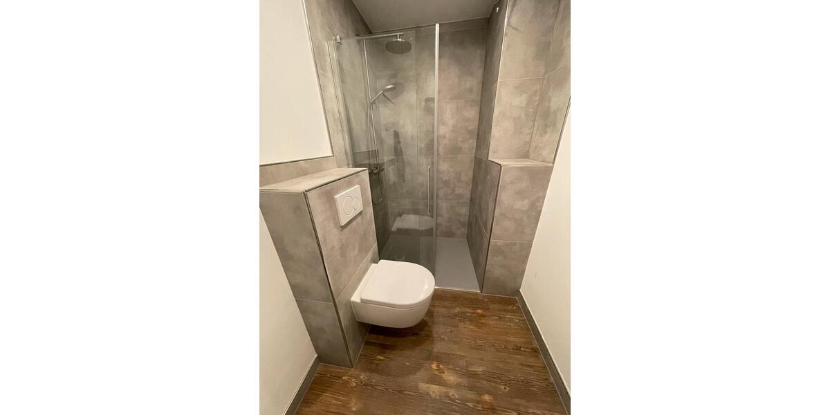 Einfamilienhaus Bad Arolsen - 8 Zimmer, 150 m&sup2;, 185.000&euro; | Angebot:26415513