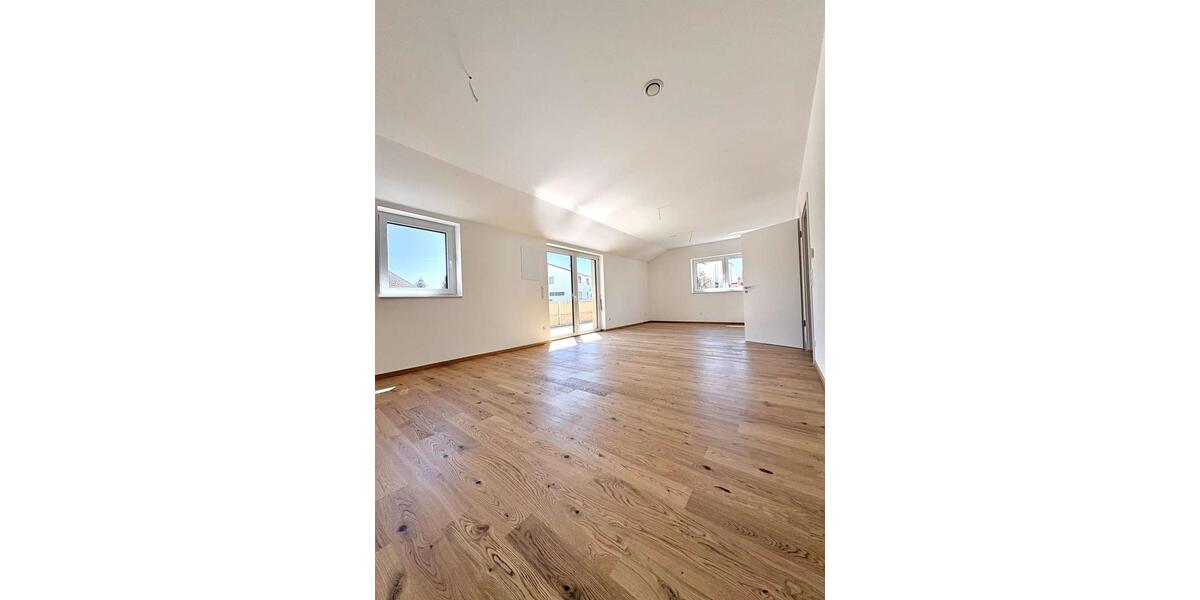 Dachgeschoßwohnung Kempten (Allgäu) Auf der Halde - 3 Zimmer, 108 m&sup2;, 1.550&euro; | Angebot:26563867