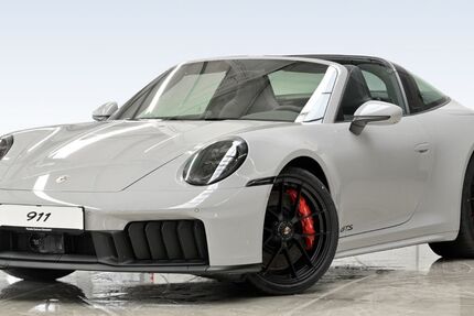 Porsche 992 12.000 km 220.840 &euro; Düsseldorf 40468