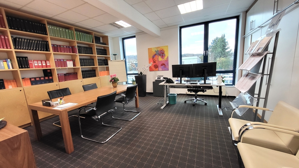 Hofheim Mitte - Moderne Bürofläche mit ca. 172 m² 3.5 zimmer