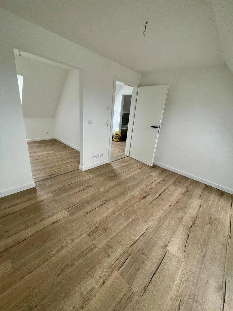 attraktive und hochwertig ausgestattete Doppelhaushälfte in Stülow