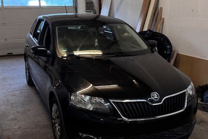 Skoda Rapid 115.000 km 9.300 &euro; Hille 32479