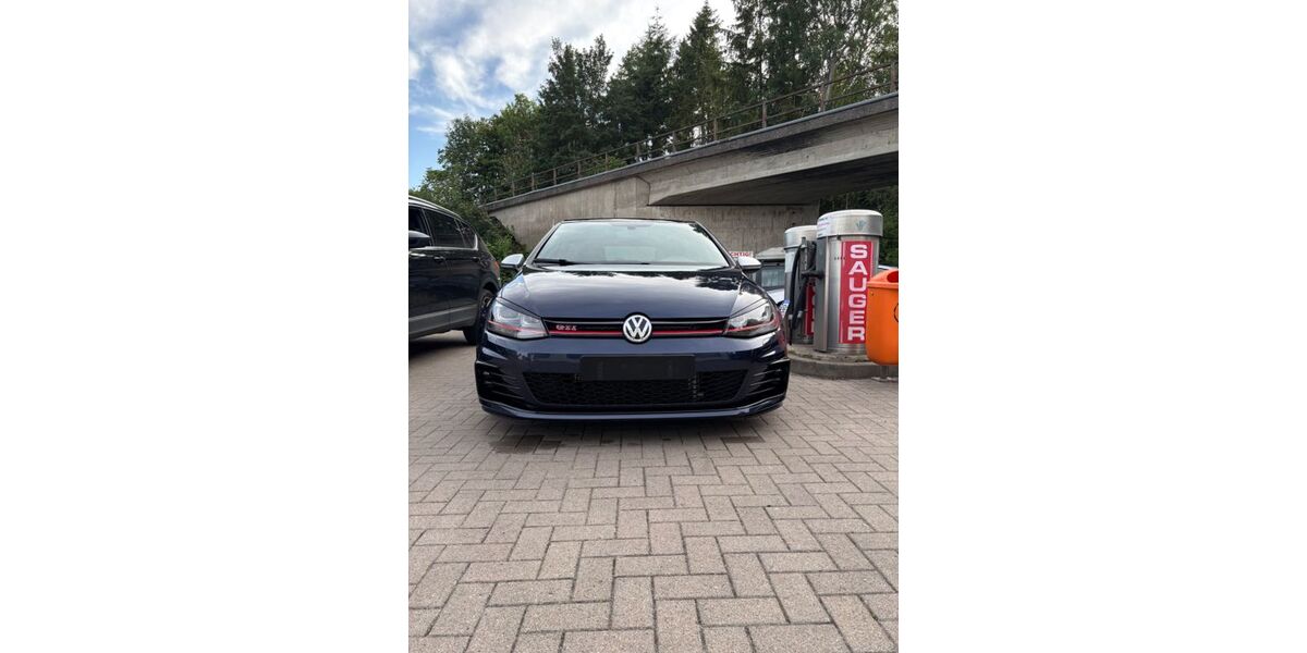 VW Golf 33.000 km 18.500 &euro; Neustadt in Holstein 23730
