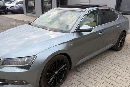 Skoda Superb 141.068 km 18.999 € Ludwigsfelde 14974