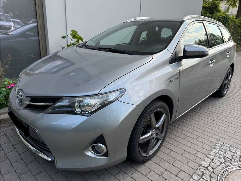 Auris