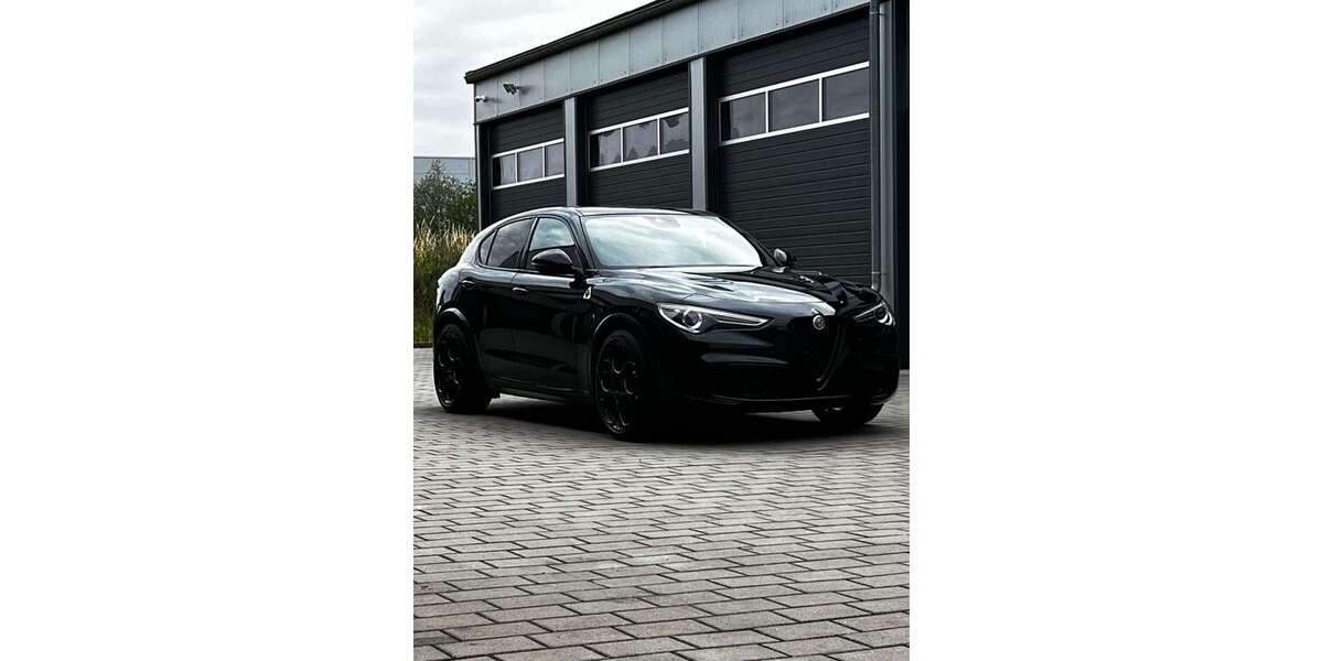 Alfa Romeo Stelvio 13.800 km 61.900 &euro; Kellenhusen 23746