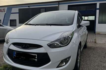 Hyundai iX20 88.000 km 5.000 &euro; Landau 76829