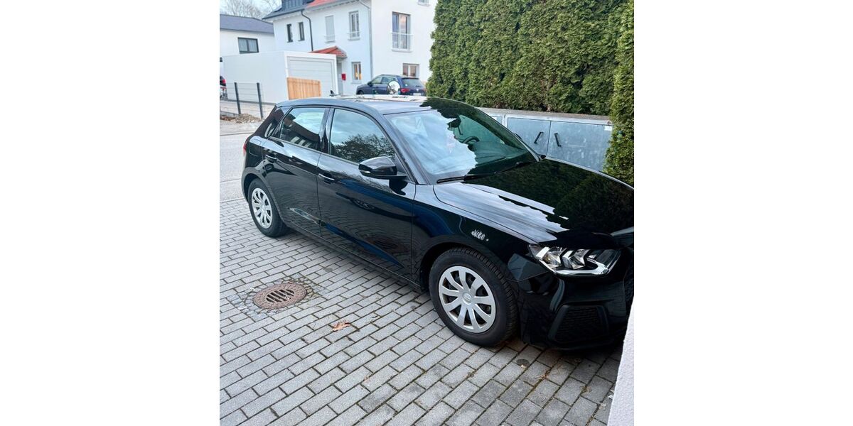 Audi A1 3.050 km 29.450 &euro; Gauting 82131