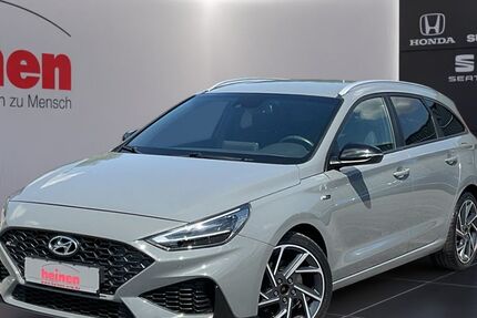 Hyundai i30 77.327 km 18.899 &euro; Menden 58708