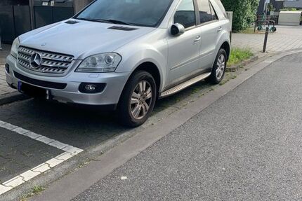 Mercedes ML 320