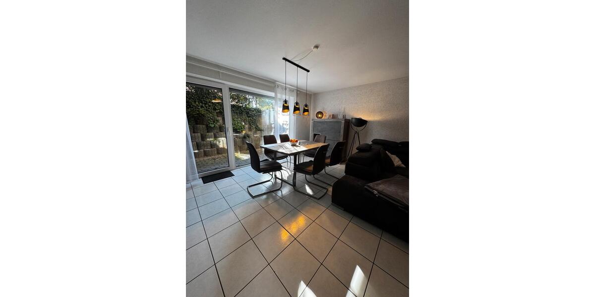 Etagenwohnung Rheinberg - 2.5 Zimmer, 79 m&sup2;, 1.050&euro; | Angebot:26317736