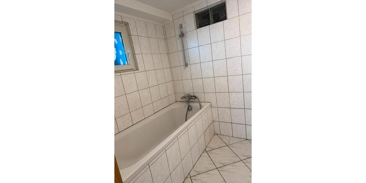 Erdgeschoßwohnung Nieder-Olm Olm - 1 Zimmer, 65 m&sup2;, 650&euro; | Angebot:25402023