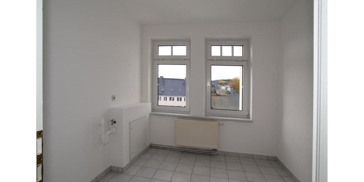 Etagenwohnung Zschopau - 2 Zimmer, 62 m&sup2;, 300&euro; | Angebot:26109536