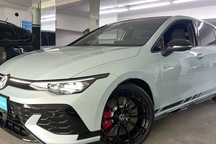 VW Golf 13.366 km 44.990 &euro; Idstein 65510
